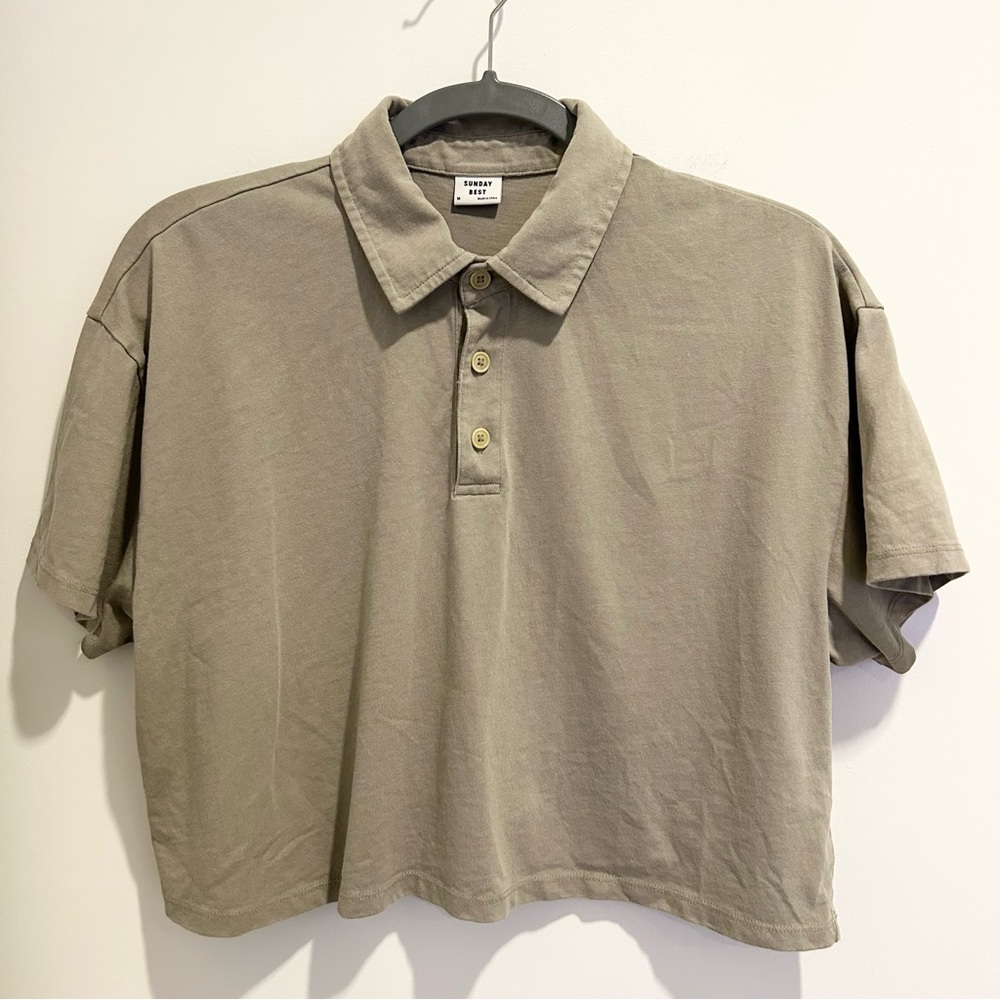 Aritzia Sunday Best Cropped Polo Shirt Size Medium